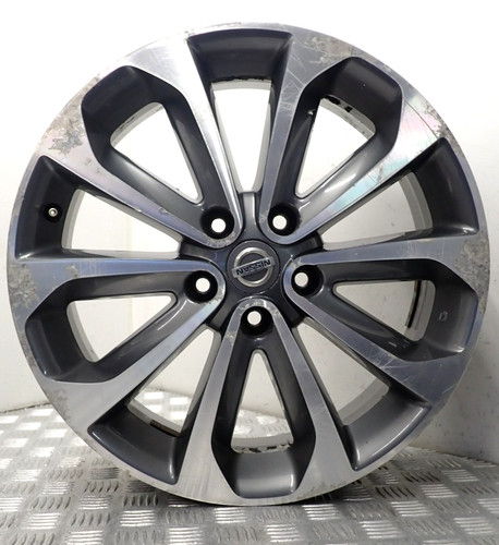 Nissan qashqai grey - 18'',