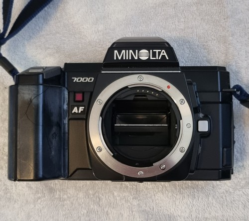 Minolta 7000 film camera - 7000,