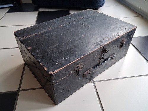 Vintage wooden toolbox - wooden,
