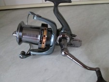 TF GEAR VANQUISH WITH FRONT DRAG BIG PIT REEL IN WELL USED CONDITION