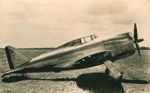 Ww2 military aircraft postcard - aircraft,