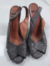 Womens Solea High Heeled Sling