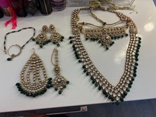 Pakistani Indian Gold Green Necklace Set with Earrings Tikka Jumar Wedding Party