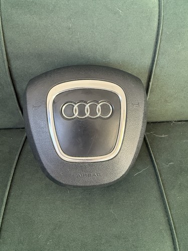 Audi steering wheel airbag - wheel,
