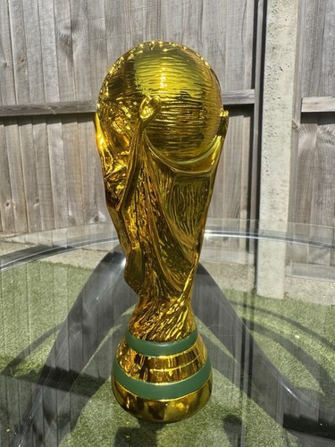 World cup trophy replica 21cm - world,
