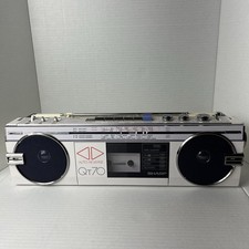 Rare Sharp QT-70Z (W) White Stereo Radio Cassette Recorder - Please Read