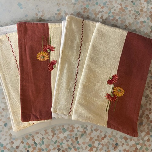 Burgandy cream quilted - cream, floral