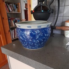 Chinese Fish Bowl Planter Blue and White Leaf / Flower Design