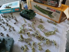 Airfix models Landing craft & 155 mm & soldiers &Paratroopes 00 72