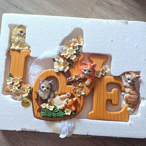 Love letter resin wall - resin,