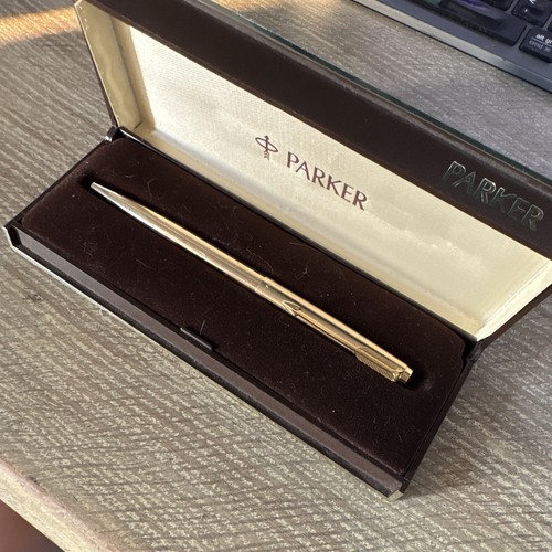 Vintage gold parker classic - gold,