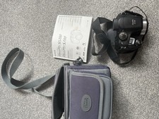 Fujifilm FinePix S5700 –