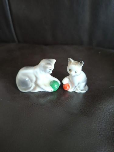 Vintage cats porcelain - vintage,