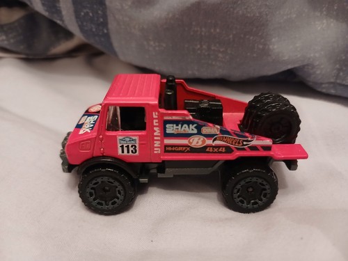 Hot wheels mercedes benz - hot,