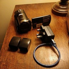 Samsung HMX-F80BP HD Camcorder