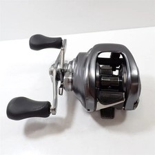 Near Mint SHIMANO 22 Bantam XG Right Baitcasting Reel Japan USED