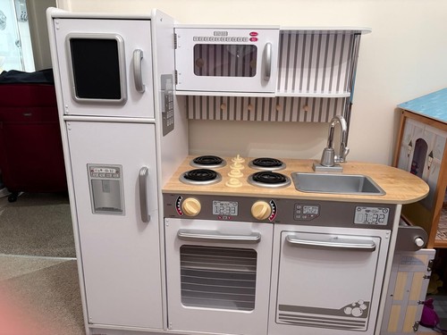 Kidkraft wooden play kitchen - kidkraft,