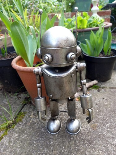Robot garden ornament - robot,