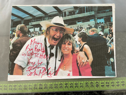 Autograph picture celebrity - /,