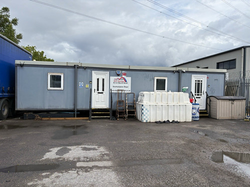 Port cabin 40x10ft - port,
