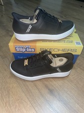 Skechers Size 9.5 uk black