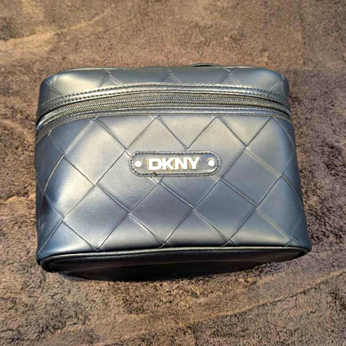 Dkny black quilted make - dkny, make-up