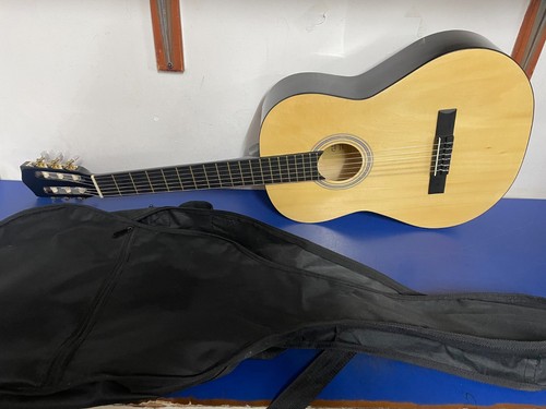 Full size acoustic - full,