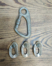 3X  PETZL climbing bolt hangars, Carabiners Bundle / Joblot