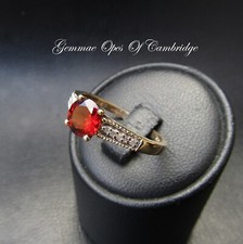 9k 9ct Gold Ring Garnet