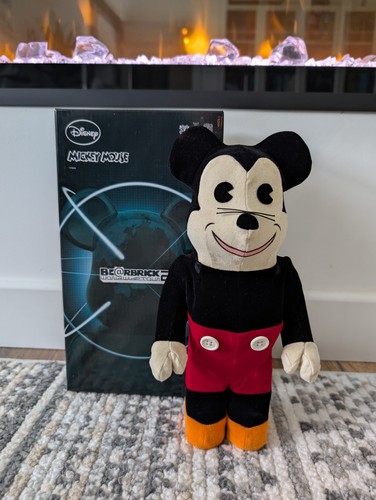 Rare 2011 medicom bearbrick - rare,