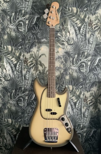 Squier limited edition classic - limited,