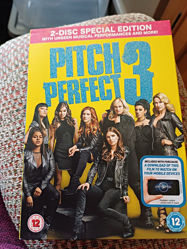 Pitch perfect special - pitch, 3
