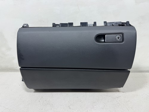 Mercedes benz cls glove - benz, box