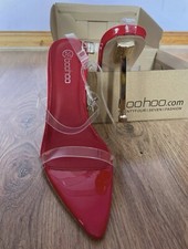 Boohoo Heels Red and Gold
