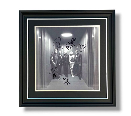 Def leppard signed photo - leppard,