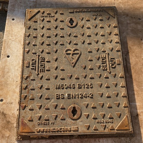 Cast iron manhole - cover, &