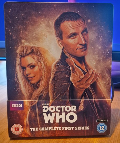 Doctor who series - doctor,