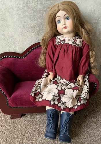 Lilian bisque porcelain - 22”,