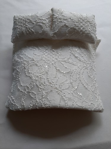 Dolls house cream lace - house,