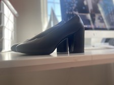 COS BRAND CHUNKY BLOCK HEELS