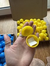 100 Yellow Lottery Balls