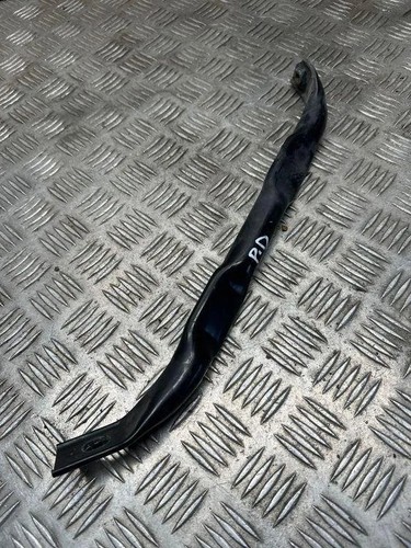 Bmw e70 radiator holder - e70,