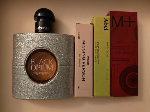 Ysl black opium - black, glitter