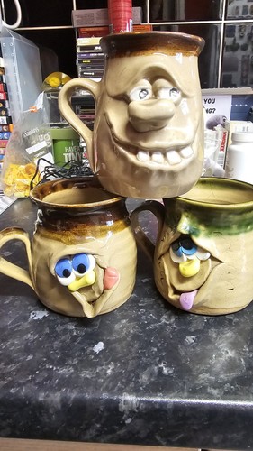 Pretty ugly pottery mugs - 3x,