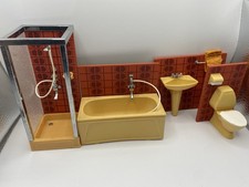 VINTAGE LUNDBY DOLLS HOUSE