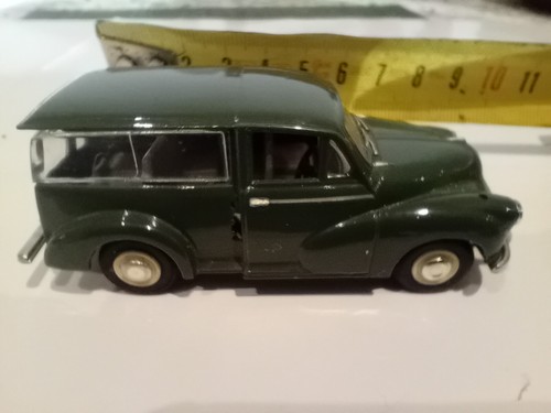 Vanguards morris traveller - vanguards,