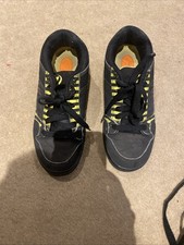 Black And Yellow Heelys Size UK 6