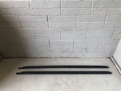 Discovery roof rails three - 3,