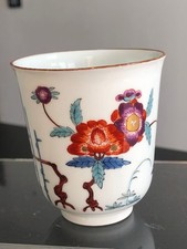 Meissen Porcelain Beaker with Kakiemon Flowers 1735-1740