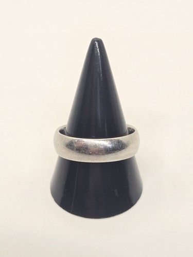 Platinum wedding band ring - platinum,